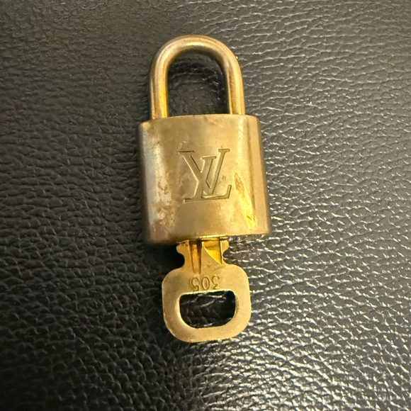 Louis Vuitton Gold Padlock with Key Authentic - Picture 3 of 6